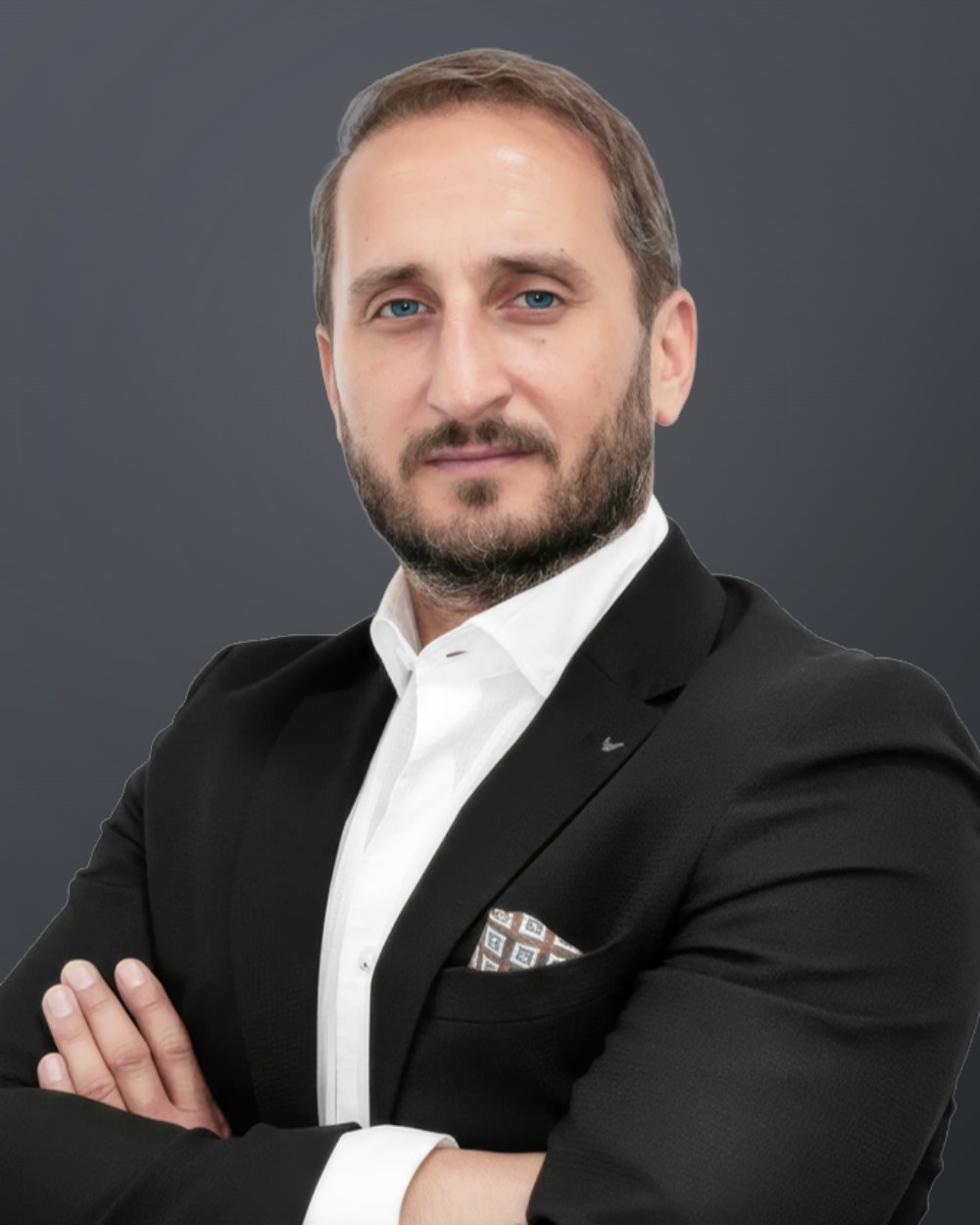 V&uuml;gar Salahlı